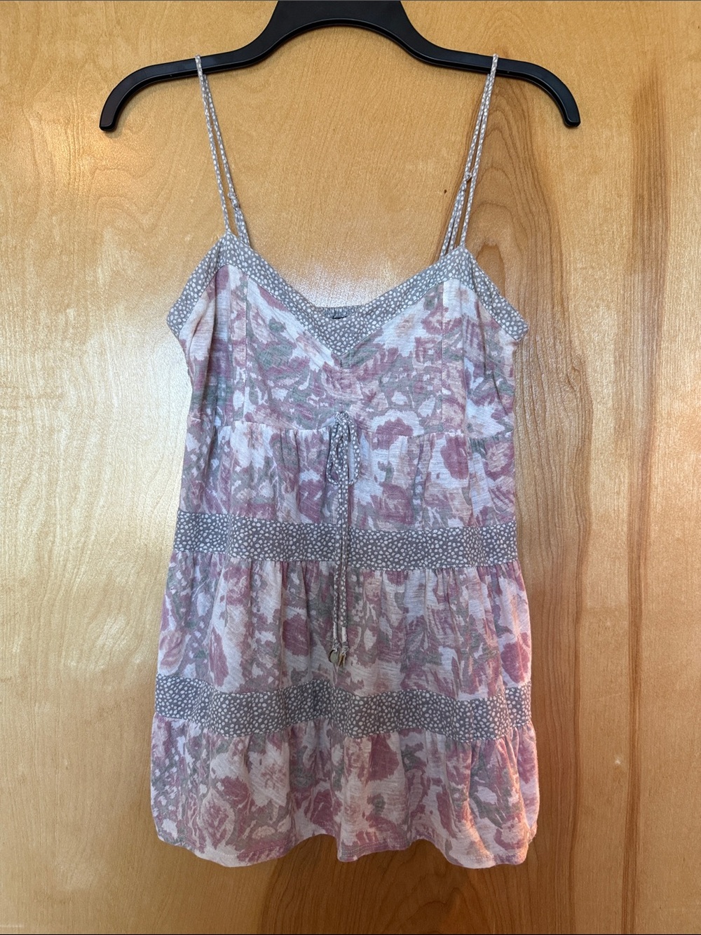 American Eagle Floral Pink Tiered Spaghetti Strap Tank Top